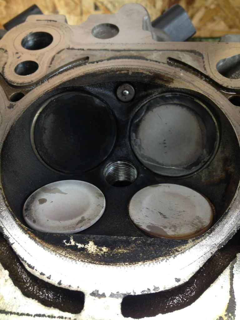 Fuel injector spray angle