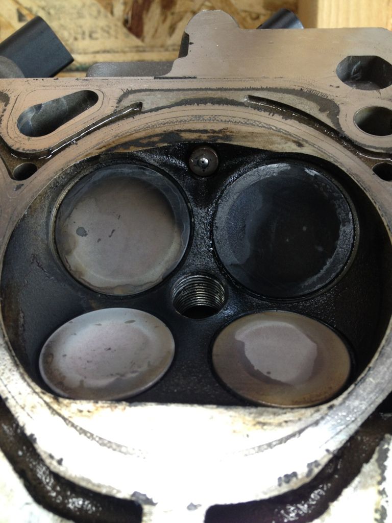 Fuel injector spray angle