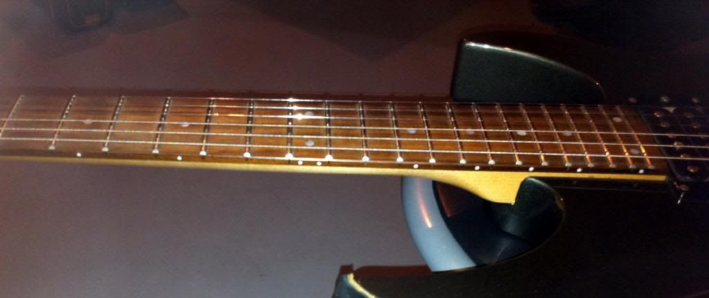 rgx420s_neck1_zps6f474700.jpg