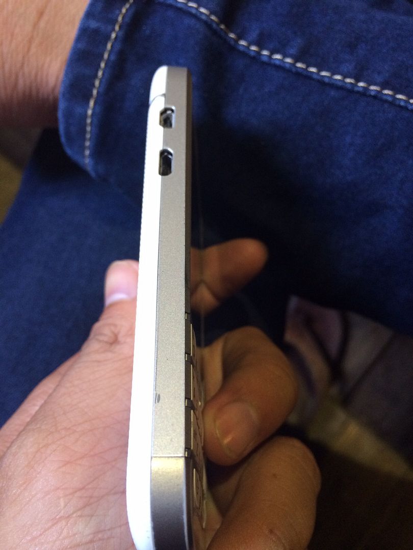 Cần bán blackberry Q10 003 trắng - 3